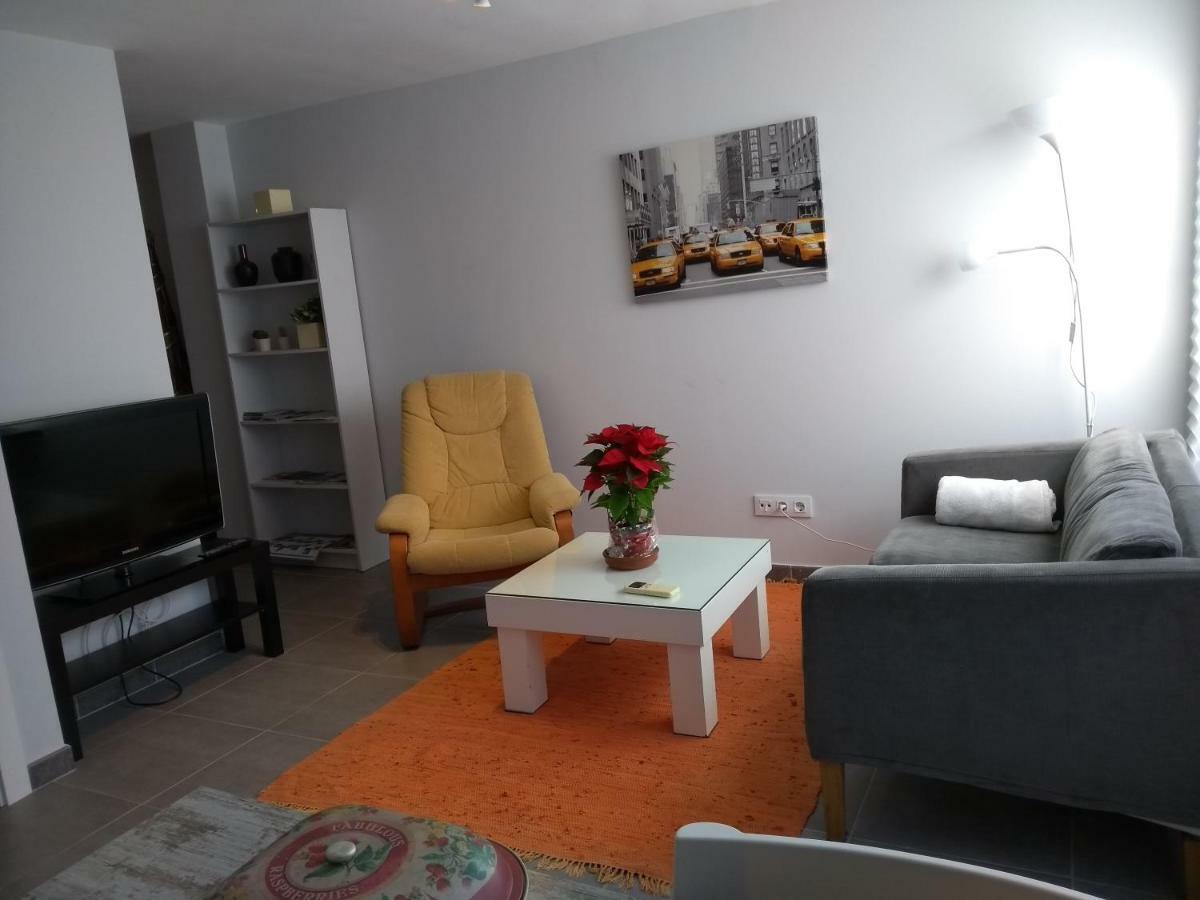Cozy Apartament 10 Minutes From The Heart Of Madrid Bagian luar foto